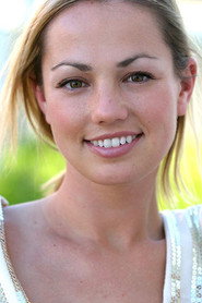 Natalie Scheetz 头像