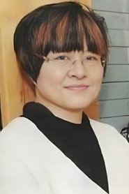 邵丽琼 头像