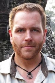 Josh Gates 头像