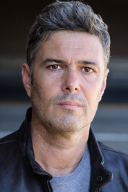 Carlos Bernard 头像
