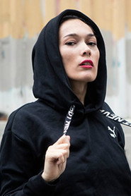 Elif Domanic 头像