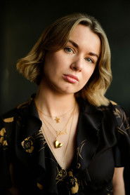 Teleri Hughes 头像