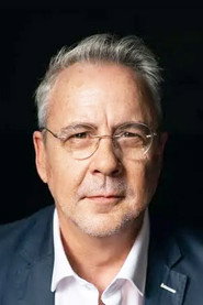 Richard Waugh 头像