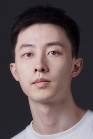 张逸伦 头像