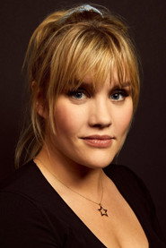 Emerald Fennell 头像