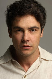 Sérgio Guizé 头像
