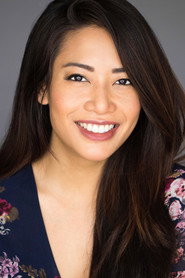 Nikki McKenzie 头像
