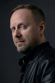 Nathan Hill 头像