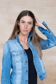 Crosie Larsson 头像