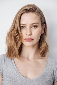 Camille Stopps 头像