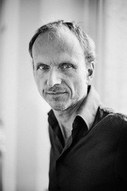 Julian Rosefeldt 头像