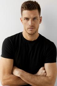 Logan Macrae 头像