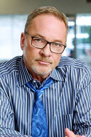Mark Thompson 头像