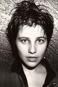Kira Roessler 头像