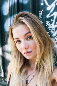 Julia Wulf 头像