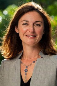 Feryal Özel 头像