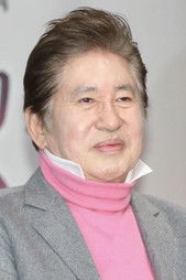 金容建 头像