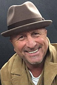 James Crescenzo 头像