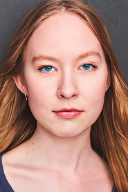 Olivia Simmons 头像