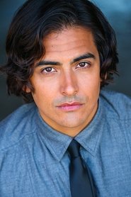 Robbie Daymond 头像