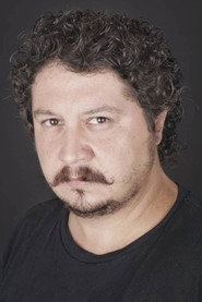 Yüksel Molla 头像