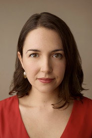 Kristine Stolakis 头像