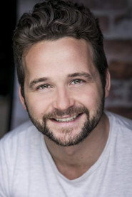 Hayden J. Weal 头像