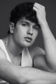 Caleb Lowell 头像