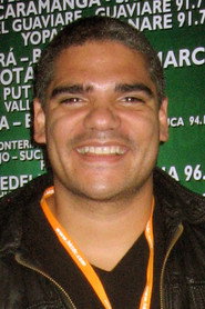 Julio Nava 头像
