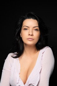 Anca Dinicu 头像