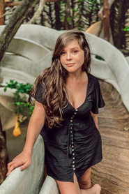 Thiessa Woinbackk 头像