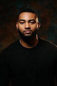 Austin Bullock 头像