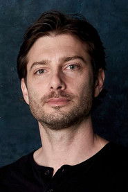 James Safechuck 头像