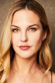 Chloe Brooks 头像