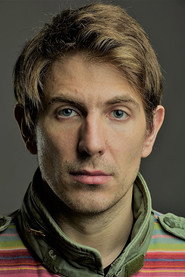 Russell Geoffrey Banks 头像