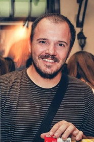 Milan Marić 头像