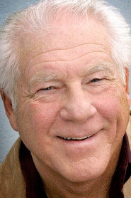 James Carroll 头像