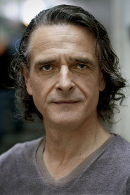 Joe McKinney 头像