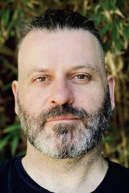 Declan de Barra 头像