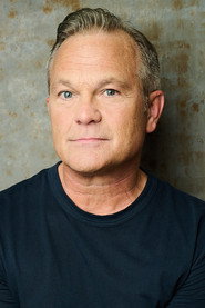 Brett Baker 头像
