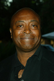 Roger Aaron Brown 头像