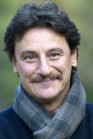 Giorgio Tirabassi 头像