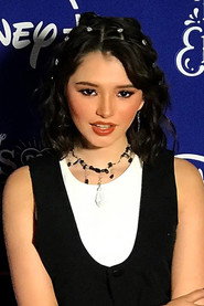 Farah Justiniani 头像