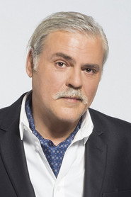 Νίκος Καραθάνος 头像