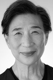 何炜晴 头像