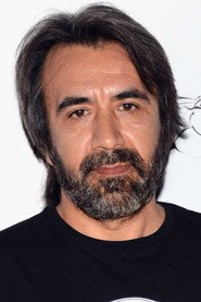 Zeki Demirkubuz 头像