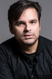 Azhar Khan 头像