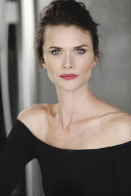 Claire Byrne 头像