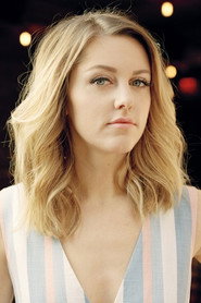 Taylor Louderman 头像