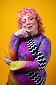Alison Spittle 头像